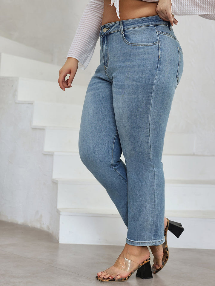 LOTESSA | Plus-Size Casual Jeans with High Waist and Straight Legs