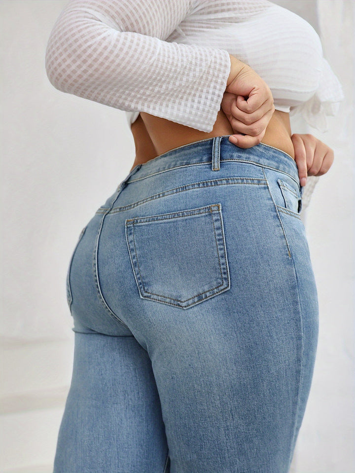 LOTESSA | Plus-Size Casual Jeans with High Waist and Straight Legs