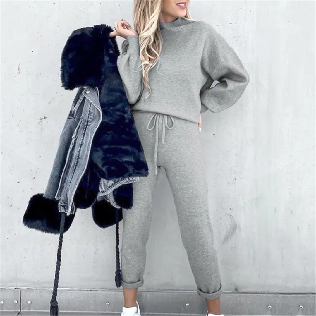 LORIELLE | Cozy and Trendy Tracksuit