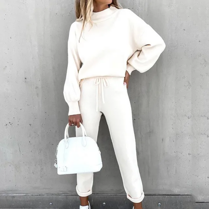 LORIELLE | Cozy and Trendy Tracksuit