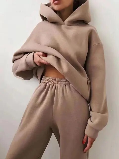 BRIONA | Hoodie and Joggers Set for Women