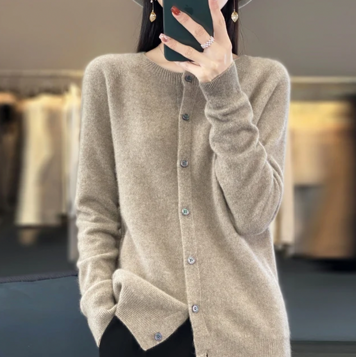 LIANA | Cozy Woolen Cardigan